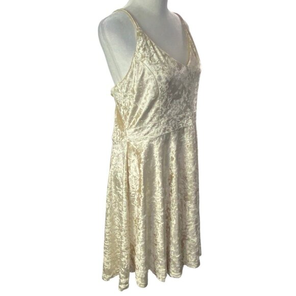 NWT R VIVIMOS Women Velvet V Neck Mini Dress Sz XL Cream Straps Sexy Party 60-12 - Picture 5 of 16